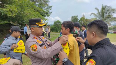 Persiapan Pengamanan Pemilu 2024, Kapolsek Kemuning Kompol Teguh Wiyono,SH.,MH Gelar Apel Gabungan