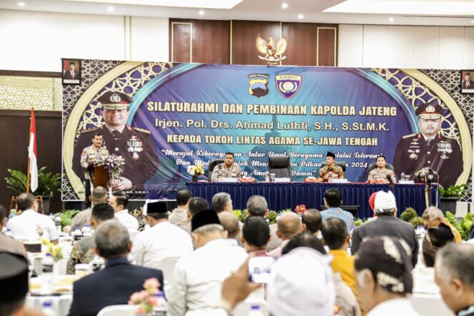 
					Irjen Pol Ahmad Luthfi Libatkan FKUB Jadi Cooling System, Tugasnya Sejukkan Masyarakat