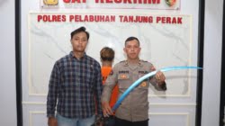 Polres Tanjungperak Amankan Ketua Gangster Durian Runtuh 23 yang Bawa Sajam