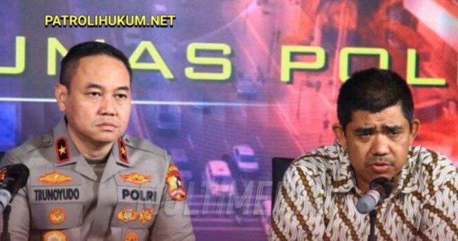 
					Densus 88 Ungkap HOK (19) Gunakan Tabungan untuk Beli Bahan Bom