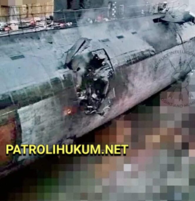 
					Kapal Selam B-237 “Rostov-na-Donu” Tenggelam di Pelabuhan Sevastopol