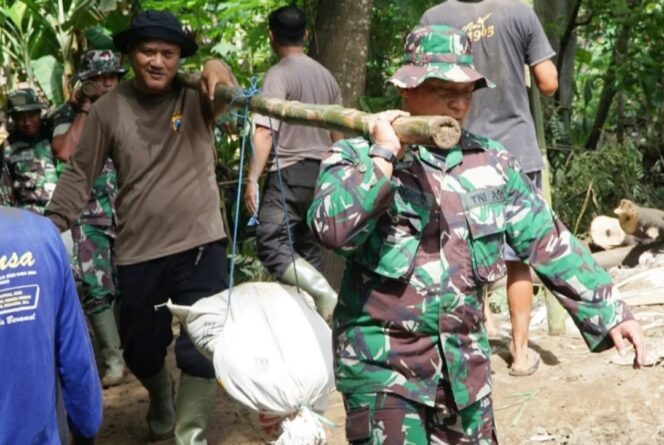 
					Bekerja dengan Hati Tingkatkan Kepekaan Terhadap Kesulitan Masyarakat