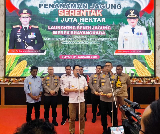 
Kementan RI Apresiasi Polda Jatim atas  Inovasi Polres Blitar Ciptakan Benih Jagung Bhayangkara