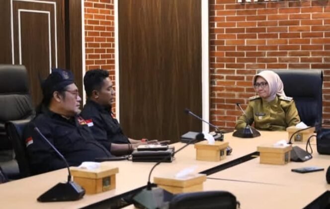 
					Lembaga Grib Jaya Jatim,Mendapat Respon Positif Dari Bupati Lumajang