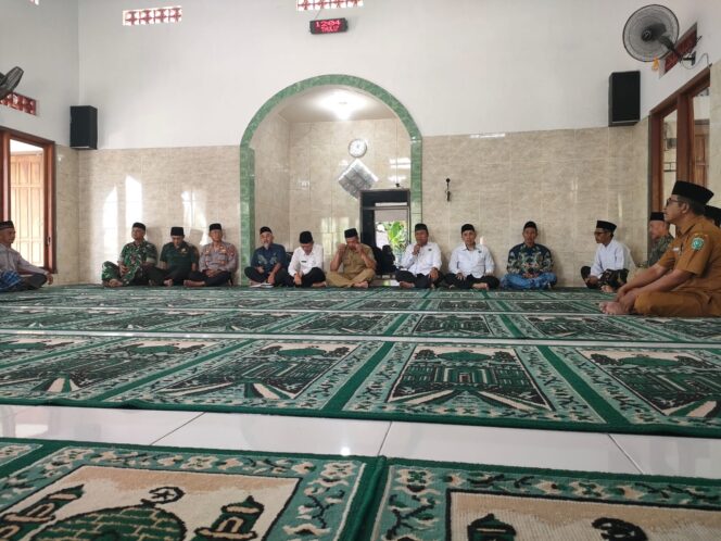 
Safari Dhuhur di Candipuro Pererat Silaturahmi Sambut Ramadan 1446 H