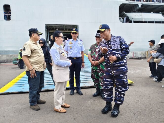 
					Panglima TNI: Dukungan TNI AL Dalam Program Mudik Gratis Wujud Komitmen Pada Kepentingan Rakyat