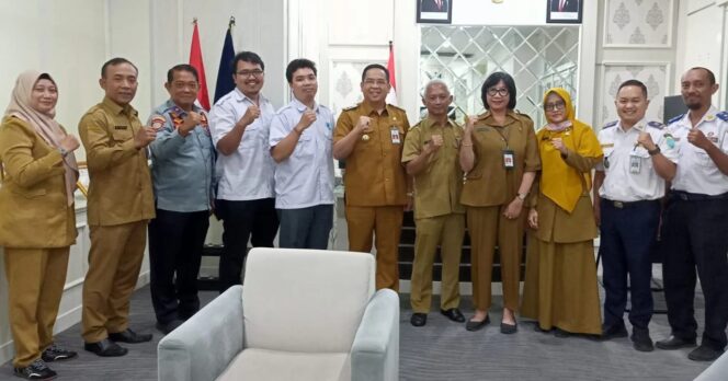 
Wali Kota Probolinggo Sambut Investasi PLTS Zero Biaya dari PT Agra Surya