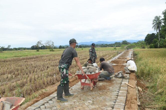 
Kejar Target TMMD ke-124, Kodim 1002/HST Genjot Jalan 1030 Meter