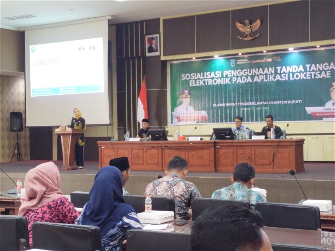 
BPPKAD Probolinggo Sosialisasikan Tanda Tangan Elektronik Lewat Loketsae