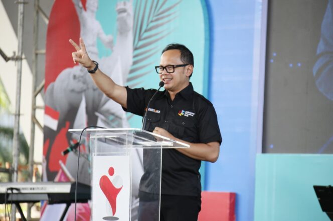 
Wamendagri Bima Arya Semangati Pemuda Siapkan Diri Jadi Pemimpin Berkualitas