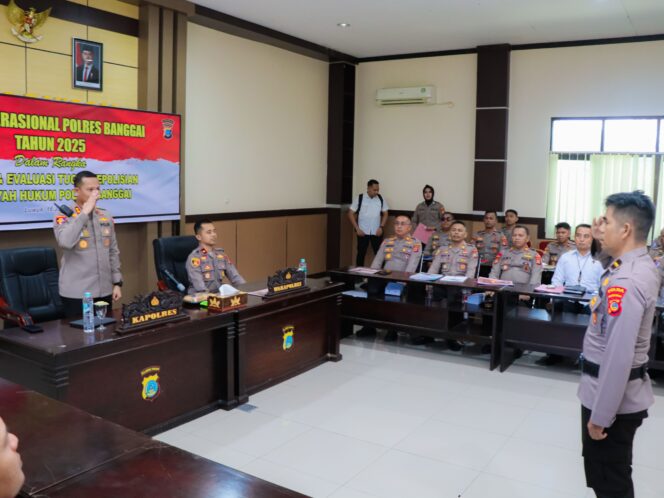 
					Kapolres Banggai Pimpin Gelar Operasional (GO) dan Anev Bulanan