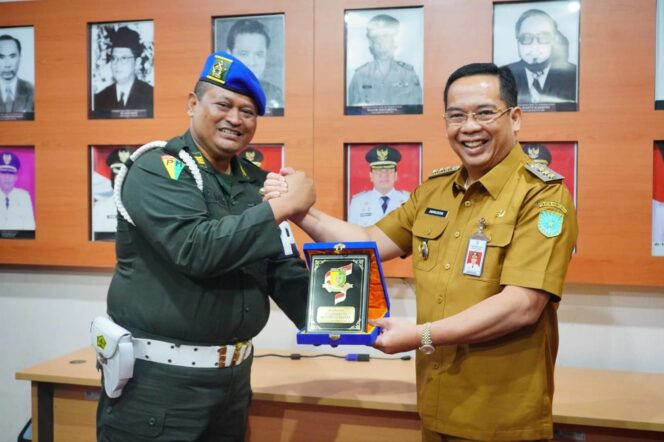 
Wali Kota Probolinggo Terima Kunjungan Komandan Subdenpom V/3-1