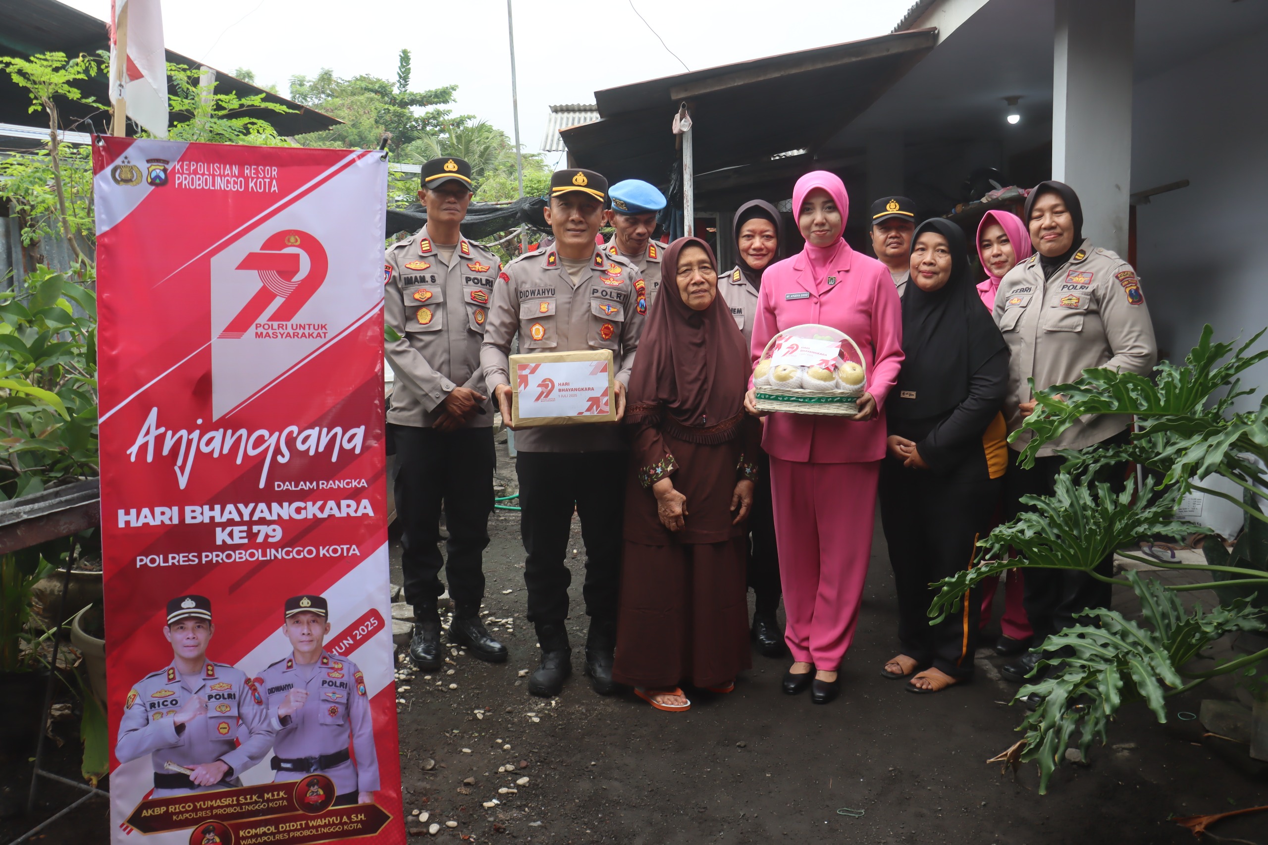 Polres Probolinggo Kota Anjangsana, Hormati Purnawirawan di HUT Bhayangkara