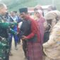 Dandim dan Kapolres Probolinggo Salurkan Bansos Peringati Hari Bhayangkara