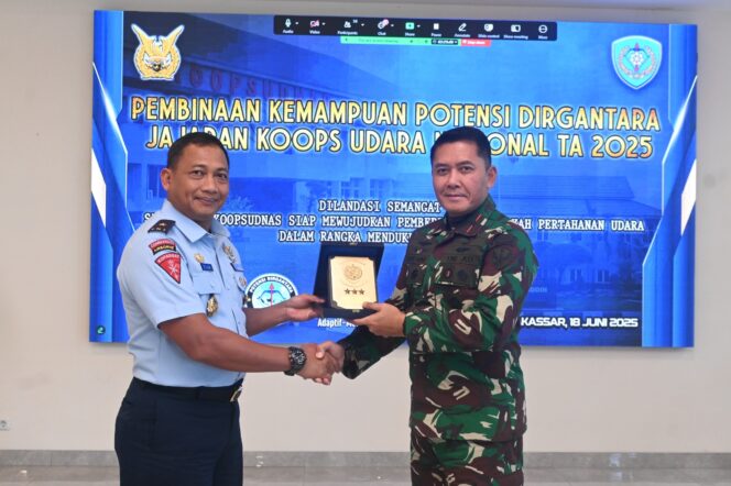 
Danlanud Sultan Hasanuddin Terima Kunjungan Aspotdirga Kaskoopsudnas, Bahas Peningkatan Pembinaan Kemampuan Potensi Dirgantara