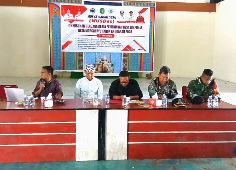 Sinergitas TNI Dan Pemerintah Desa, Babinsa Margahayu Hadiri Musdes