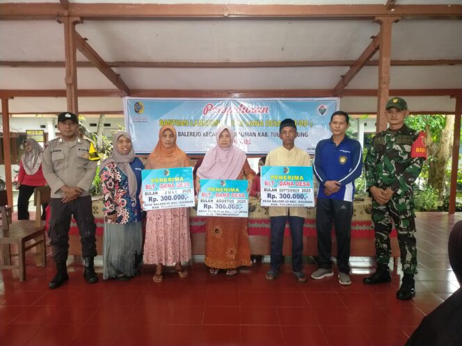 
Penyaluran BLD-DD di Desa Balerejo, 30 KPM Terima Manfaat Selama 3 Bulan