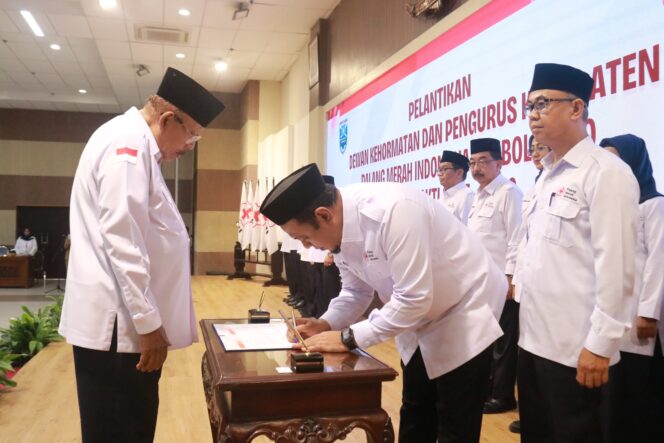 
					Dewan Kehormatan dan Pengurus PMI Kabupaten Probolinggo Resmi Dilantik