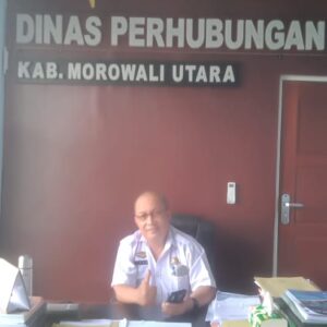 Kabiro Morut Media Patrolihukum.net Apri Kelo Apresiasi Pelayanan Publik, Kadis Perhubungan Morut, Drs. Ivan Rizal Mareoli.