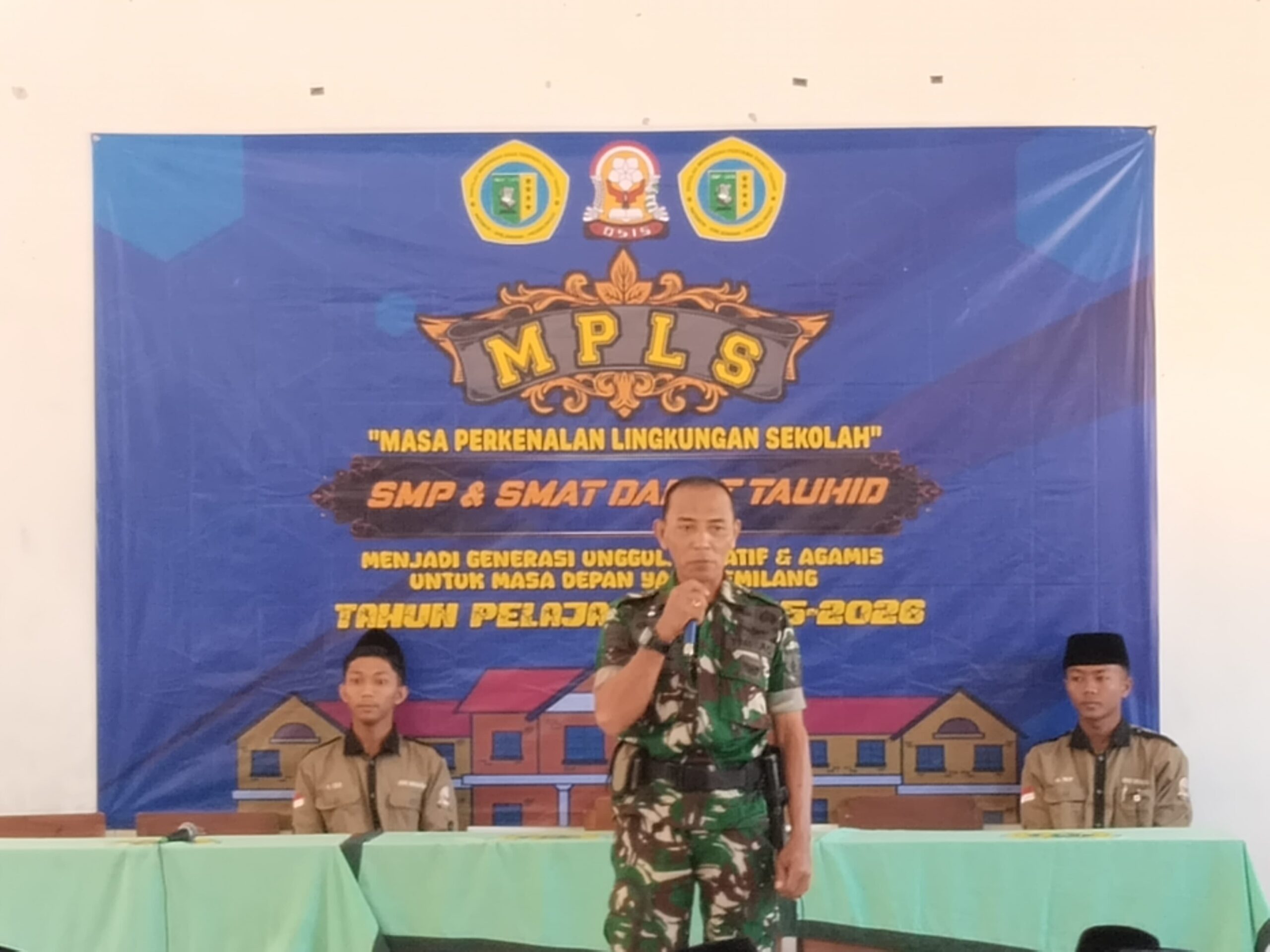 Tumbuhkan Nasionalisme, TNI Probolinggo Tanamkan Wawasan Kebangsaan di Pondok Darut Tauhid