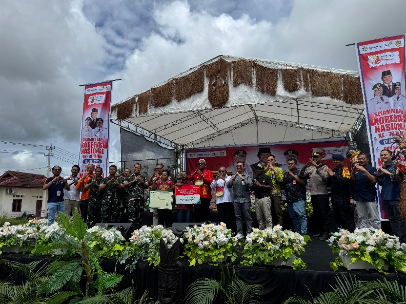 Dandim 1710/Mimika Hadiri Lounching Koperasi Desa/Kelurahan Merah Putih Di Wilayah Kabupaten Mimika