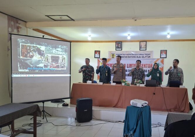 
Pelda A.Turidi Tekankan Peran Masyarakat dalam Jaga Lingkungan dan Dukung Rekrutmen TNI