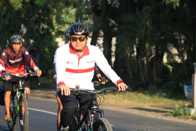 
Wujudkan Komitmen Memajukan Koperasi, Hari Koperasi ke 78 tahun 2025 Dandim 0820/Probolinggo Letkol Arh Iwan Hermaya Gowes Bareng