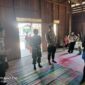 Kebersamaan TNI dan Warga Dalam Aruh Adat di Balai Adat Kiyu