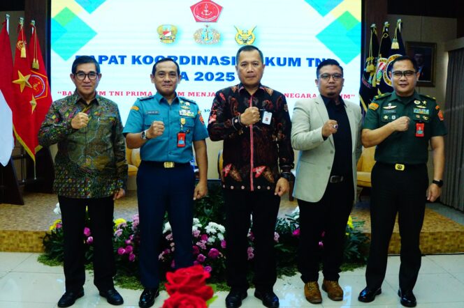 
Babinkum TNI Tegaskan Komitmen Jaga Konstitusi dan Profesionalisme Hukum Militer