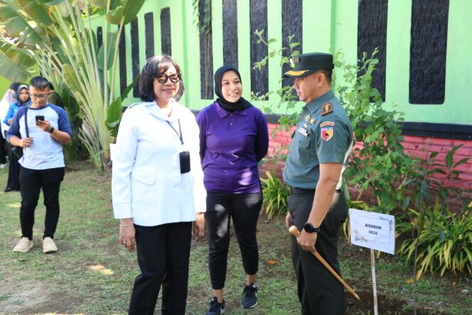 
Letkol Arh Iwan Hermaya Tekankan Bela Negara Lewat Lingkungan