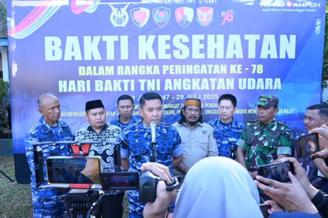 
Ratusan Anak Turut Serta Dalam Sunatan Massal Yang Digelar Lanud Sultan Hasanuddin di Tompobulu