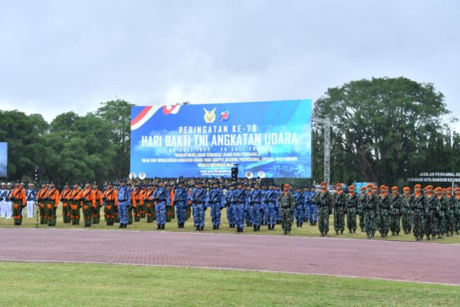 
Danlanud Sultan Hasanuddin Hadiri Upacara Peringatan Ke-78 Hari Bakti TNI AU di Yogyakarta