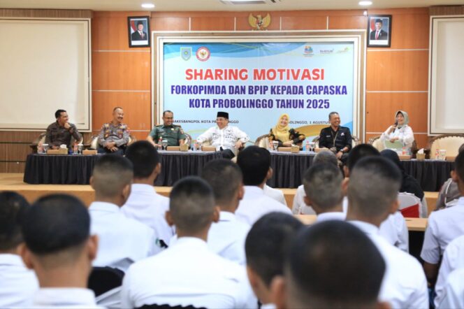 
Forkopimda dan BPIP Suntik Semangat Calon Paskibraka Kota Probolinggo 2025