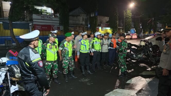 
Rekayasa Lalu Lintas di Simpang 4 ST Lumajang, Imbas Suting Film Lastri