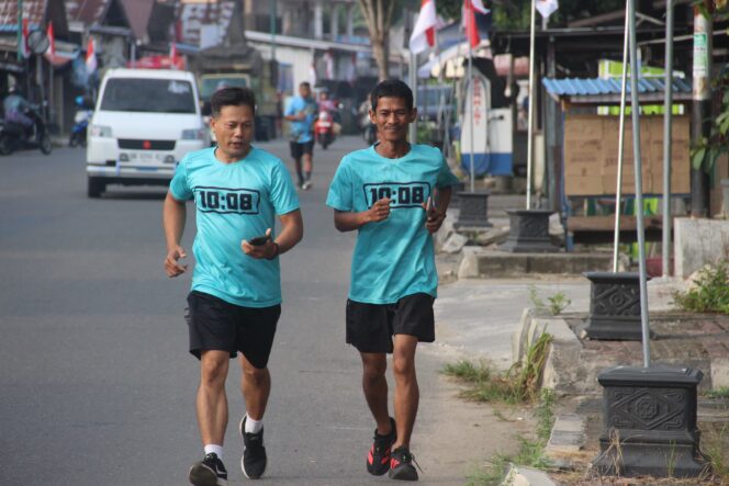 
					Anggota Kodim 1008/Tabalong Laksanakan Lari Aerobik untuk Jaga Kebugaran dan Tingkatkan Silaturahmi