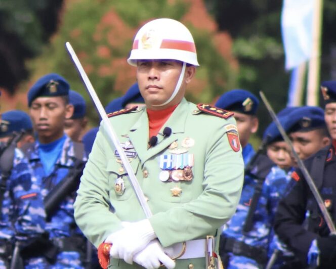 
Letkol Ardiansyah Siregar Komandan Upacara HUT RI ke-80 Kalsel