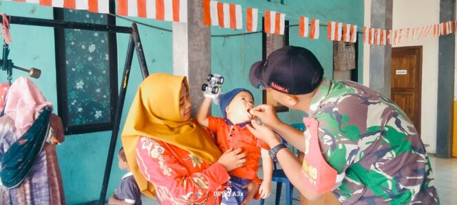 Koptu Dadang Wibi Dampingi Posyandu di Lumbang, Wujud Kepedulian TNI di Desa