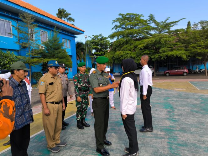 Sinergi TNI Polri dan SMKN 4 Kota Probolinggo Cetak Generasi Disiplin