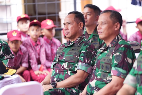 TNI Kawal Penuh Program Makan Bergizi Gratis untuk Anak Bangsa