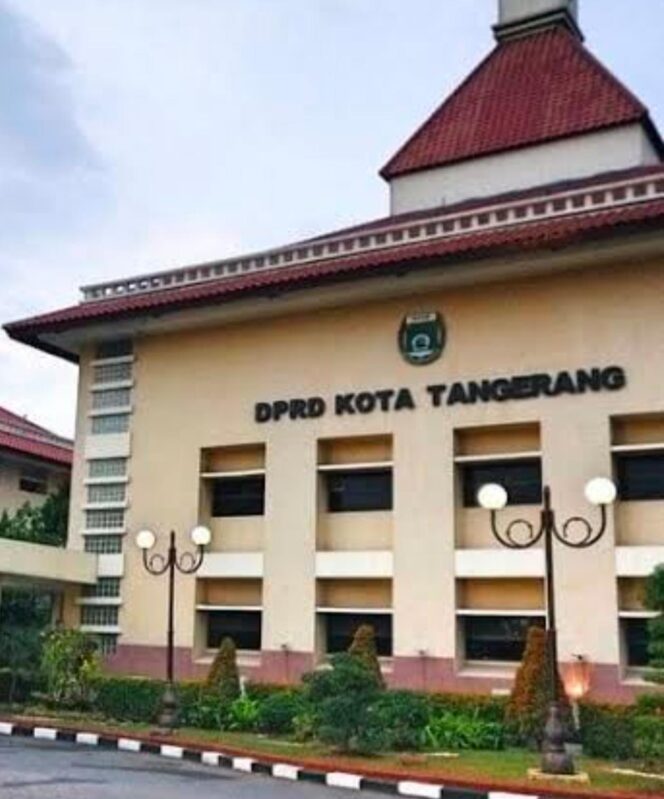 
DPRD Kota Tangerang Diduga Nikmati Fasilitas Mewah, Rakyat Menjerit