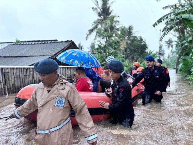 
					Banjir dan Longsor di Bali, Polri Bantu Evakuasi Warga Terdampak*