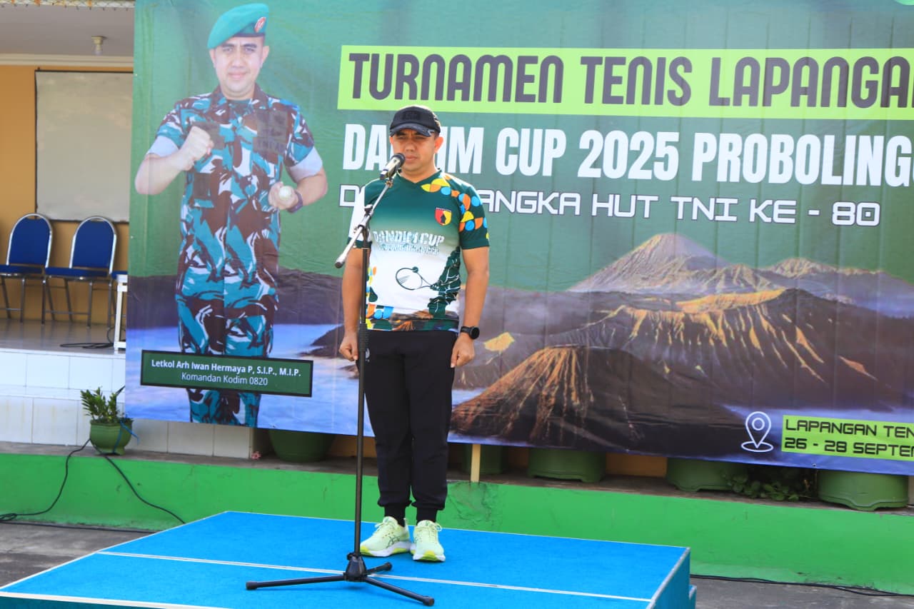 Semarakkan HUT TNI Ke 80, Dandim 0820/Probolinggo Letkol Arh Iwan Hermaya Membuka Gelaran Turnamen Tenis Lapangan Dandim Cup