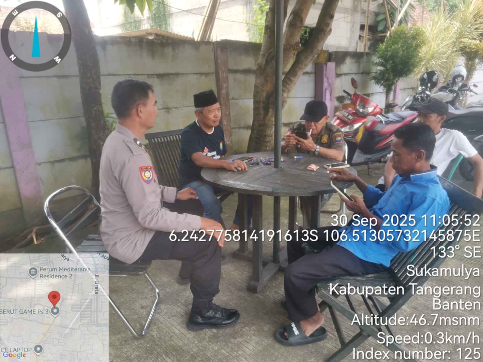 Polsek Cikupa Polresta Tangerang Sambang Warga Kelurahan Sukamulya