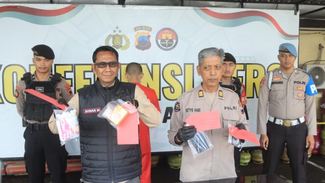 
					Polres Purbalingga Ringkus Pengedar Sabu Asal Banjarnegara