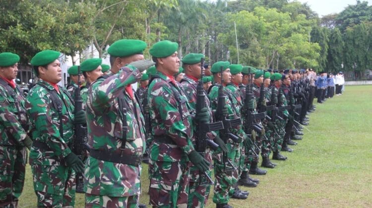 Pasi Intel Kodim 1008/Tabalong Hadiri Upacara Peringatan Hari Kesaktian Pancasila 2025 di Pendopo Bersinar