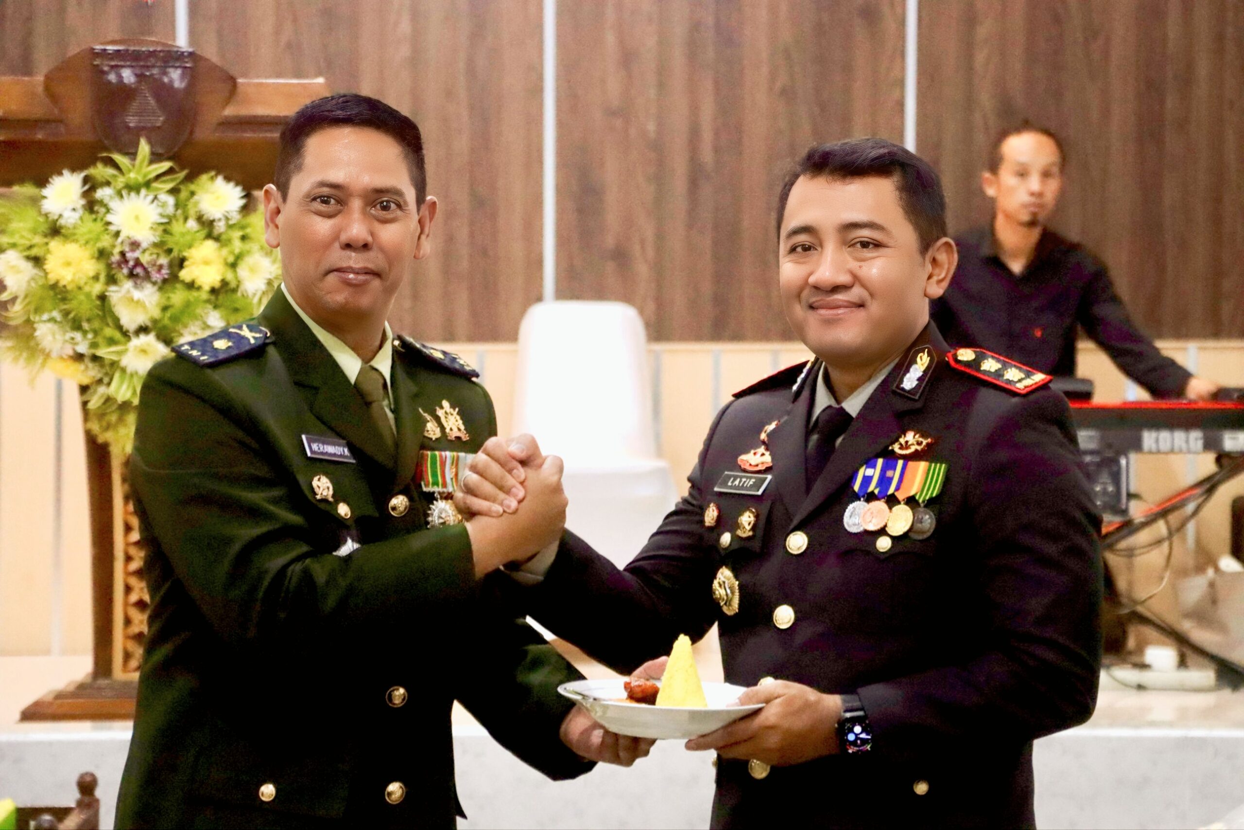 Kapolres Probolinggo AKBP M Wahyudin Latif: TNI-Polri Adalah Pilar Kuat Bangsa