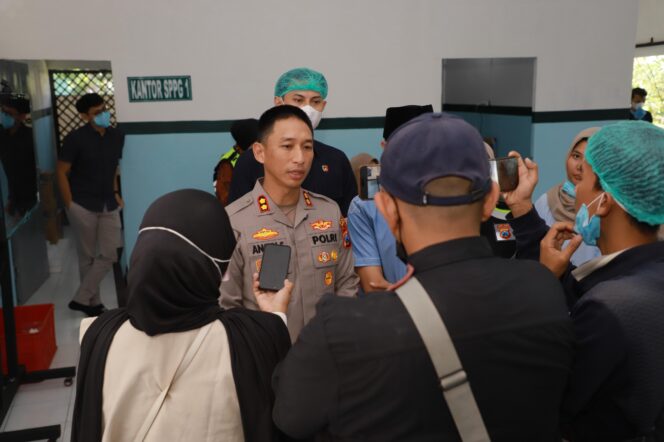 *Polres Kediri Kota Cek Kelayakan MBG di SPPG 1 Pondok Pesantren Al Amien*