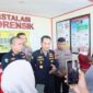POLDA KEPRI GELAR KONFERENSI PERS PEMULANGAN JENAZAH KORBAN KEBAKARAN KAPAL FEDERAL*