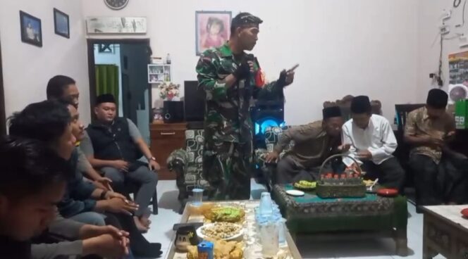 
					Babinsa Pakistaji Hadiri Rapat koordinasi Bahas Keamanan Wilayah dan Ketentraman Masyarakat di Wonoasih
