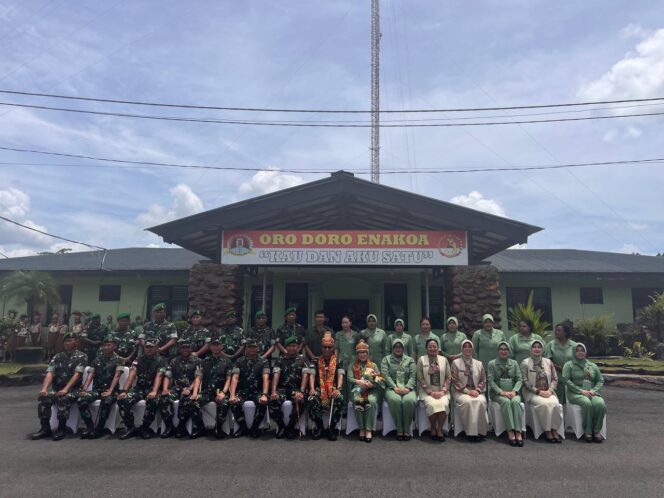 
					Dandim 1710/Mimika Sambut Kedatangan Pangdam XVII/Cenderawasih Dalam Kunjungan Kerjanya Ke Kodim 1710/Mimika